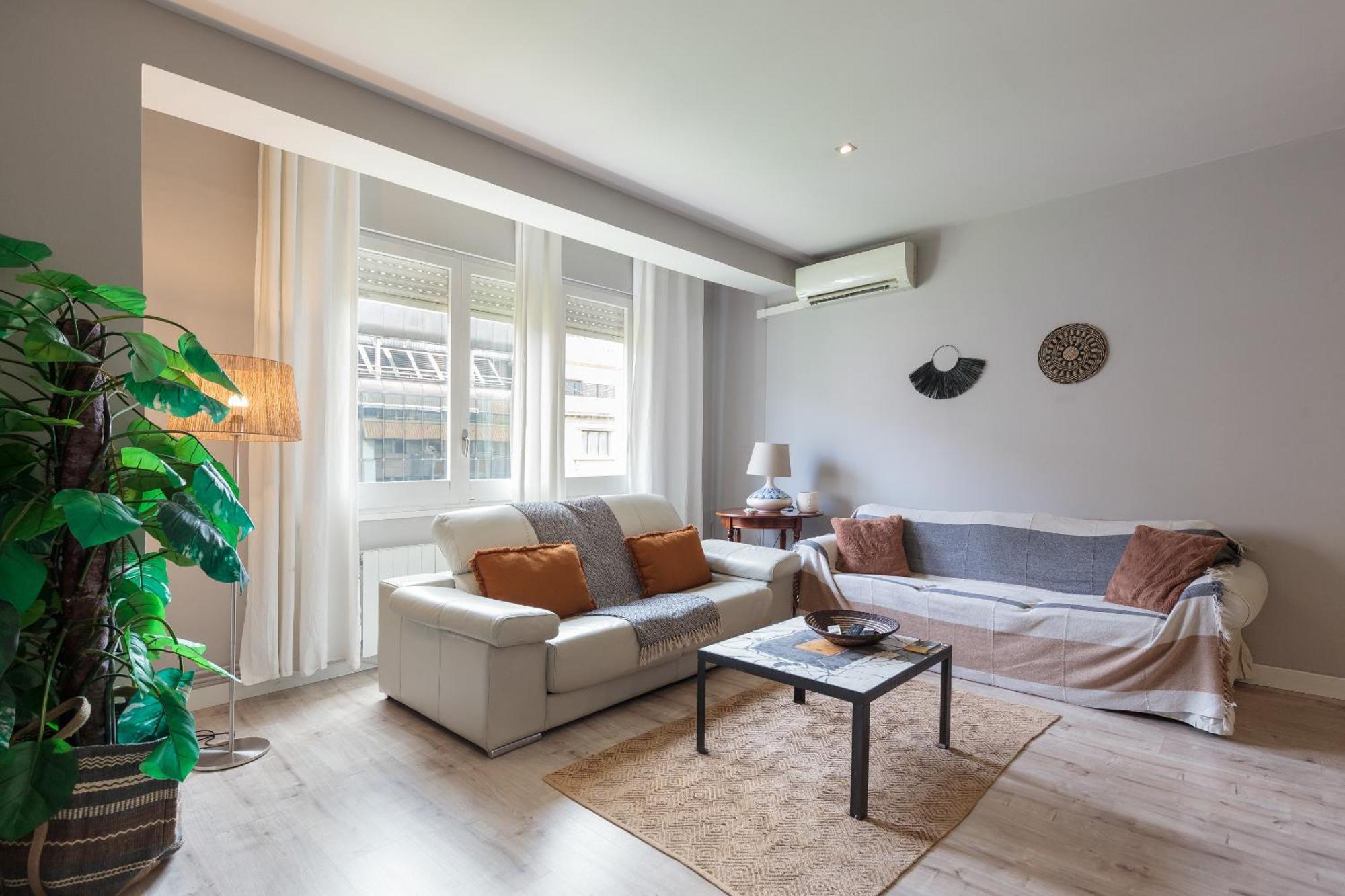 Letsgo Diagonal Avenue Apartment Barcelona Ngoại thất bức ảnh
